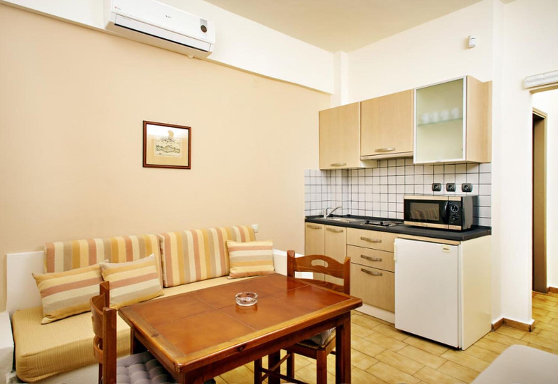Lili Apartments,Oasis 2,5 Km From Hania Center Parigoria Esterno foto